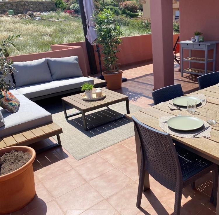 Penthouse Majestic Costa Golf Casares Daire Dış mekan fotoğraf